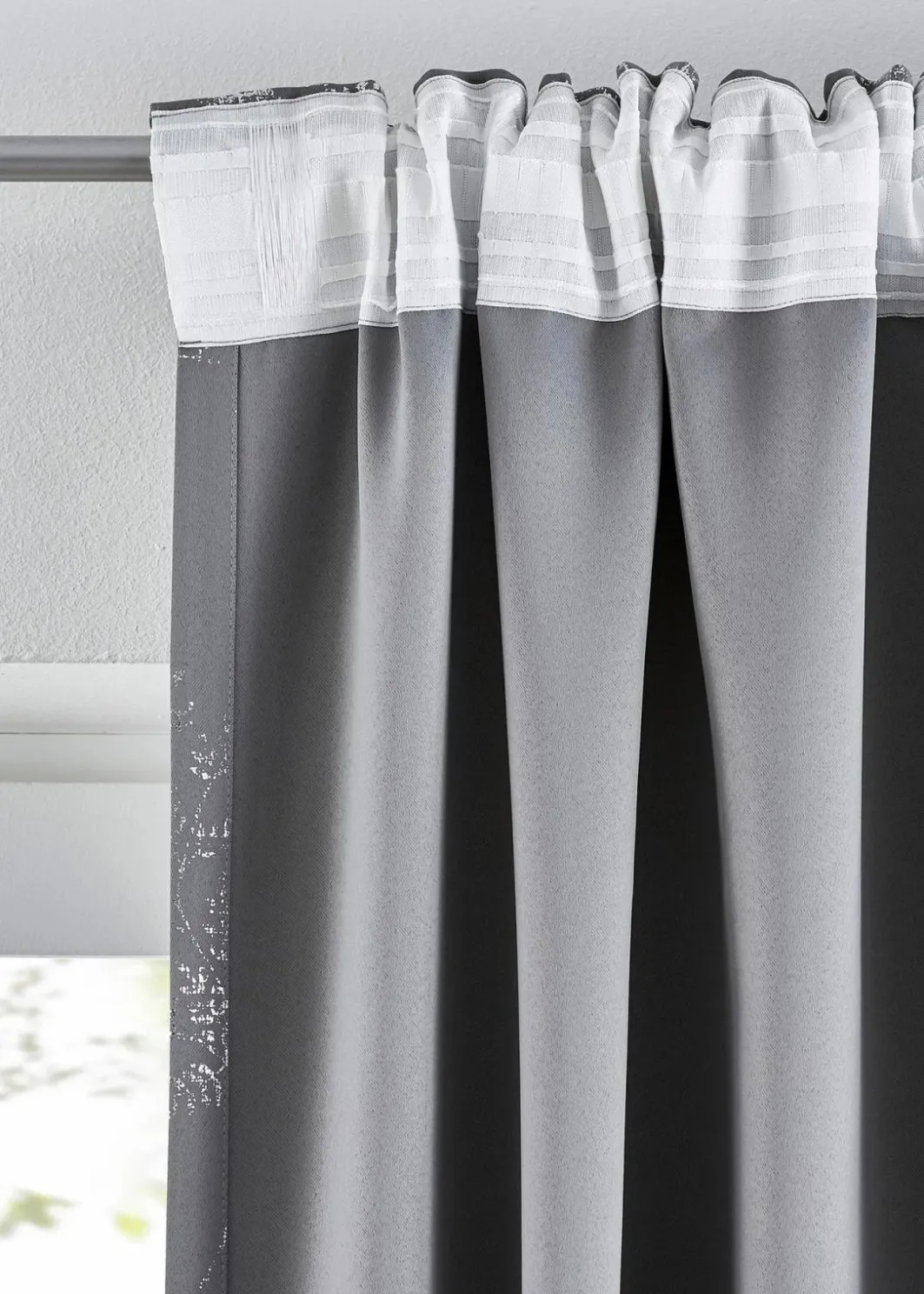 Clearance Abdunkelnder Vorhang mit Glanz Druck (1er Pack) Vorhänge