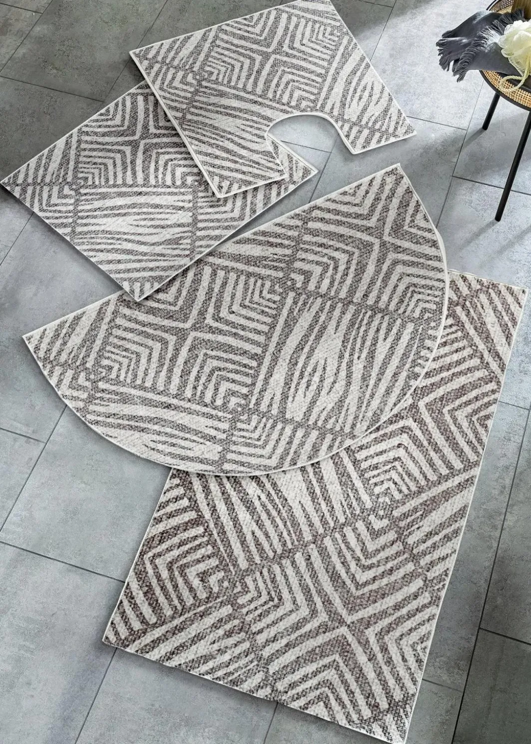 Hot Badematte mit Ethno- Design Badematten