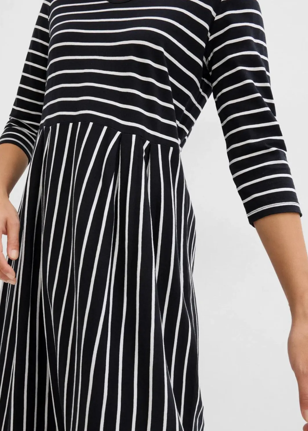 Damen bonprix Bekleidung·Pullover & Strickjacken|Kleider|Baumwoll-Jerseykleid, Midilänge