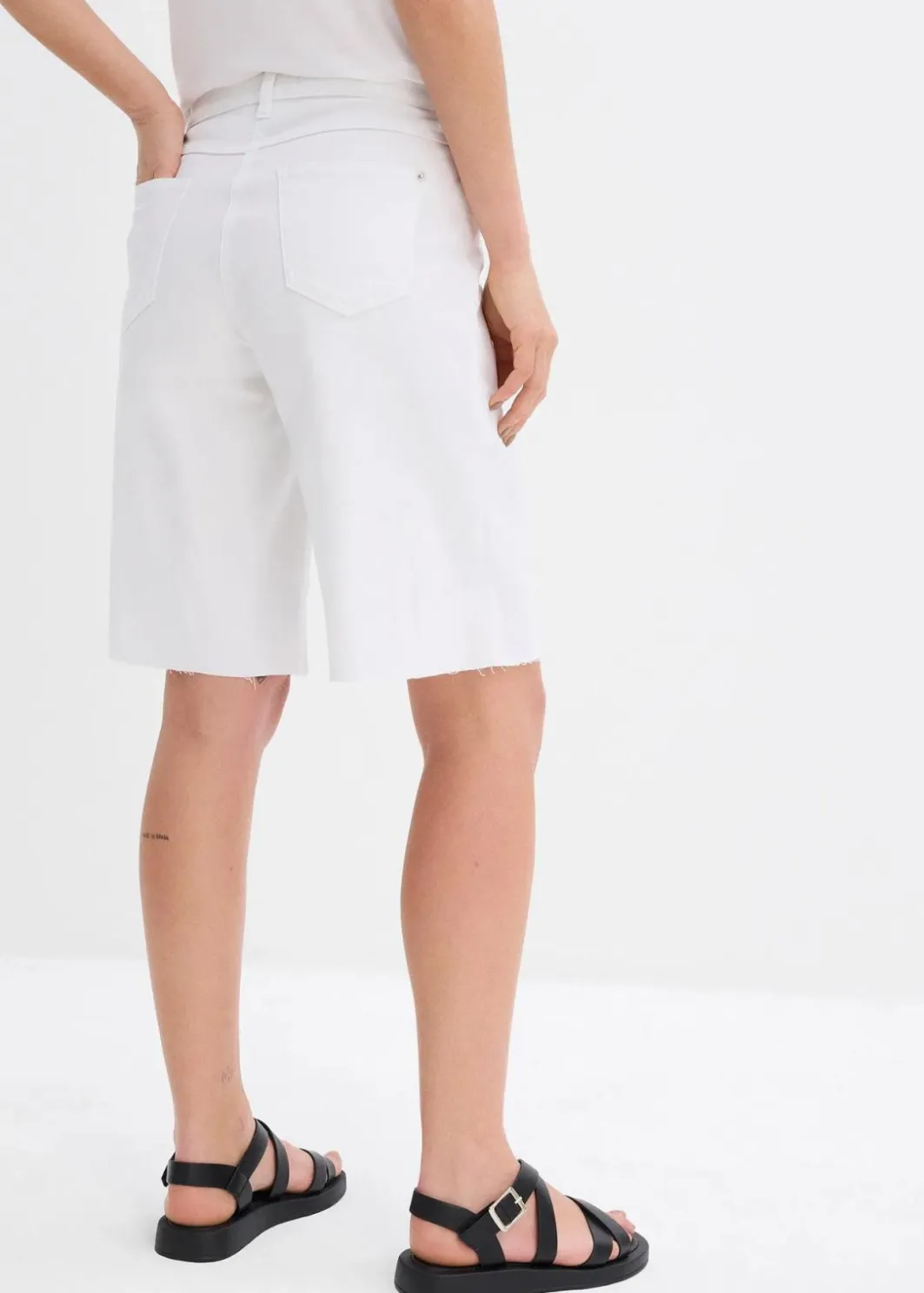 Damen bonprix Bekleidung·Outdoorbekleidung|Bekleidung·Kleider|Bermuda mit offener Saumkante