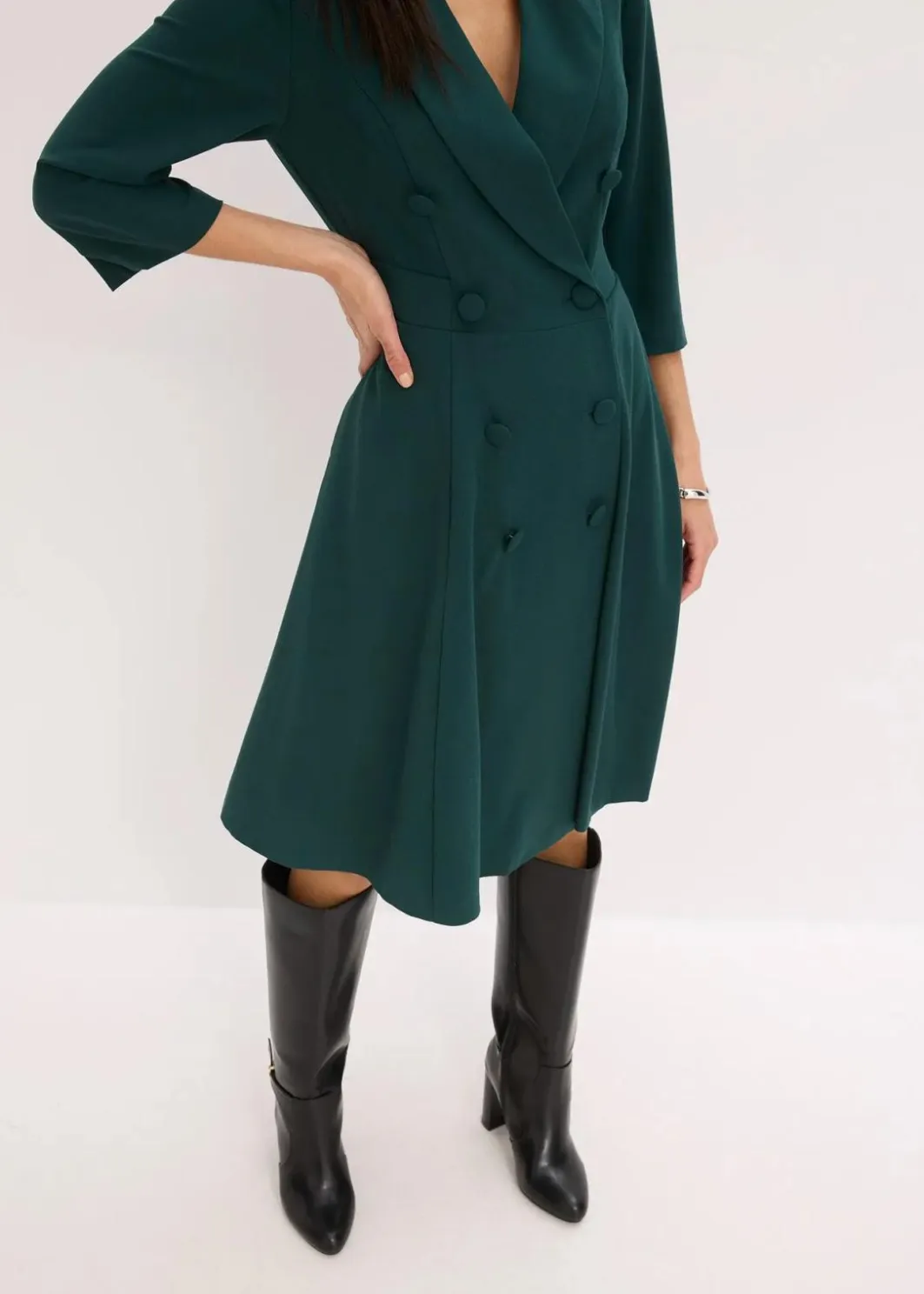 New Blazerkleid mit ausgestelltem Rockteil Damen Bekleidung·Pullover & Strickjacken|Kleider