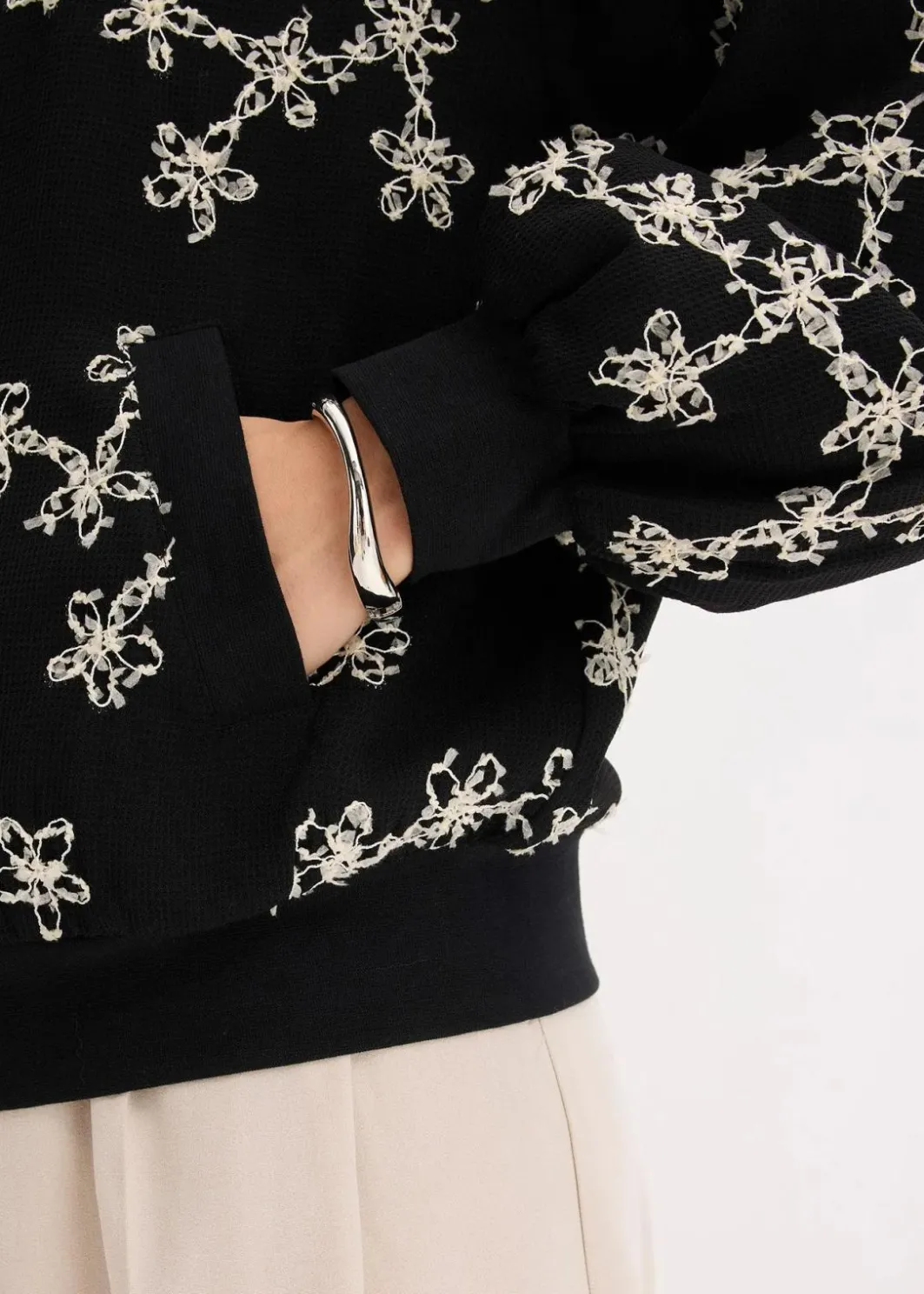 Damen bonprix Bekleidung·Hosen|Jacken & Mäntel|Blouson mit Stickerei