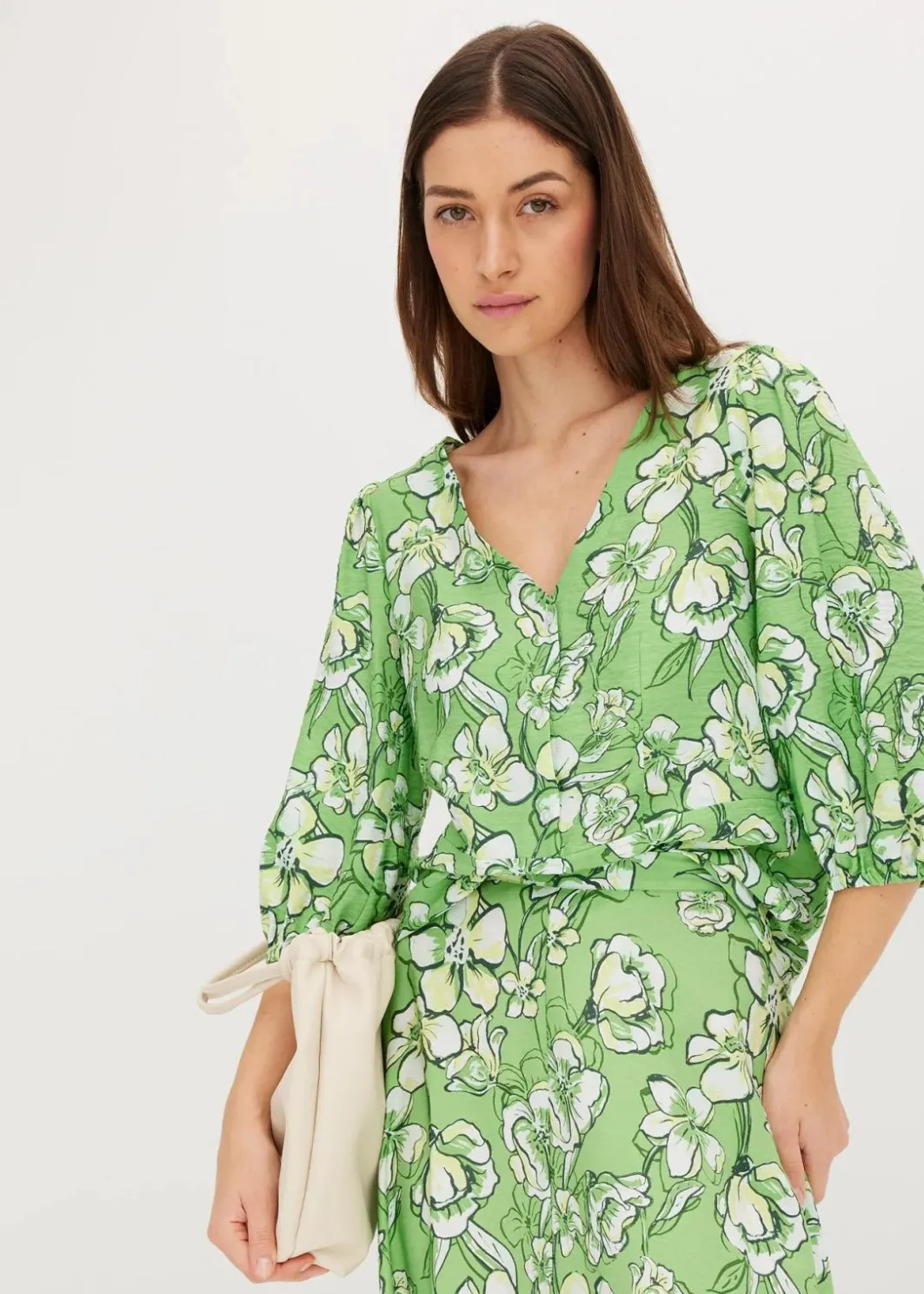 Sale Bluse aus feinem Viskose-Mix Damen Bekleidung·Jacken & Mäntel|Blusen & Tuniken