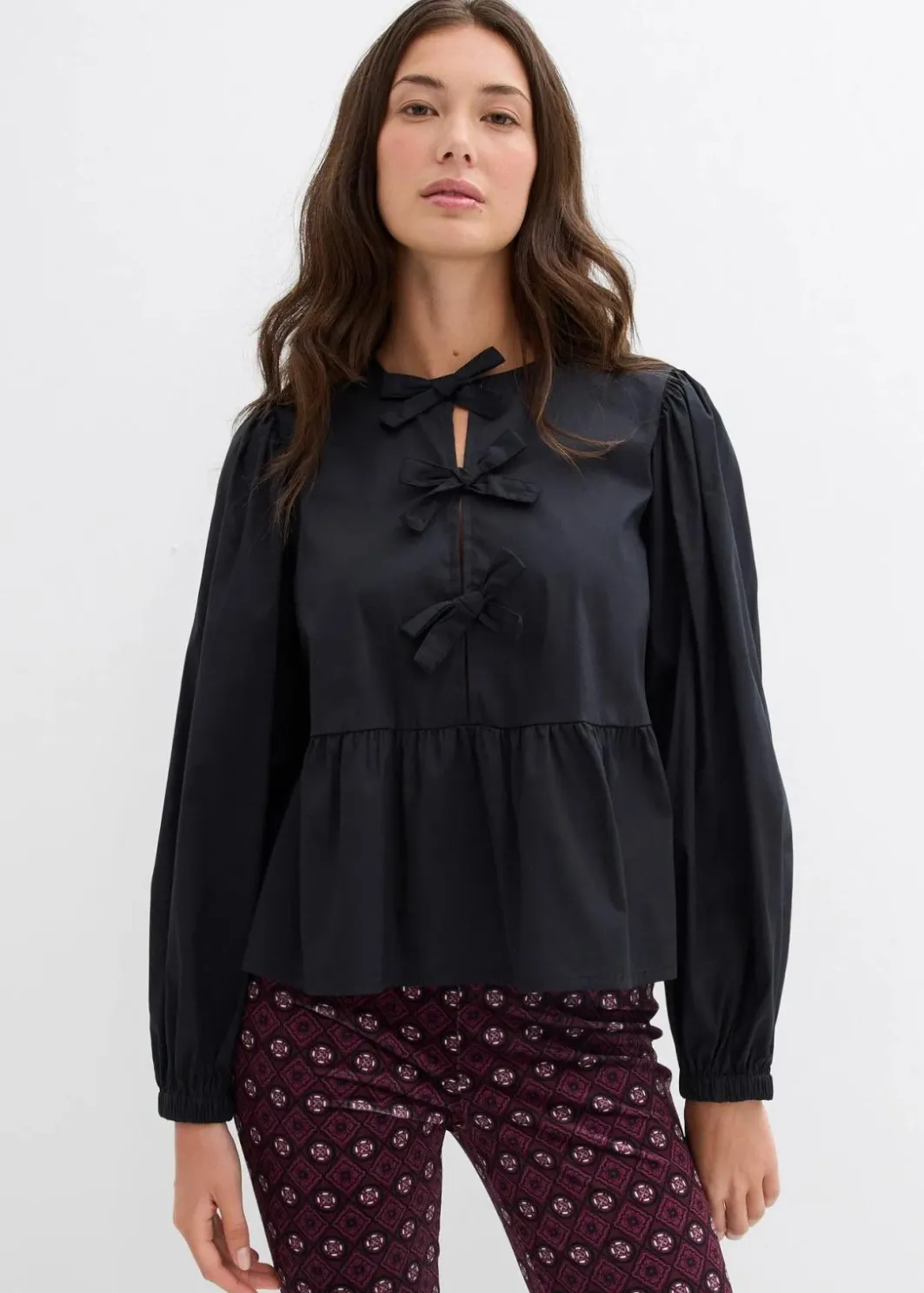 Discount Bluse mit Schleifendetails Damen Bekleidung·Jacken & Mäntel|Blusen & Tuniken