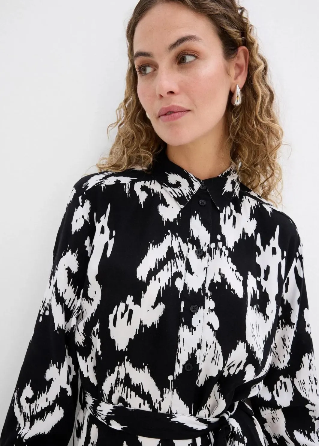 Damen bonprix Bekleidung·Pullover & Strickjacken|Kleider|Blusenkleid aus fließender Viskose