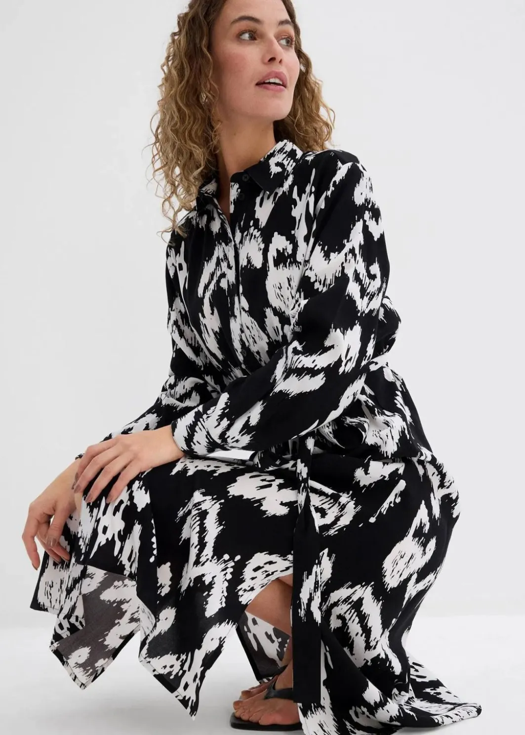 Damen bonprix Bekleidung·Pullover & Strickjacken|Kleider|Blusenkleid aus fließender Viskose