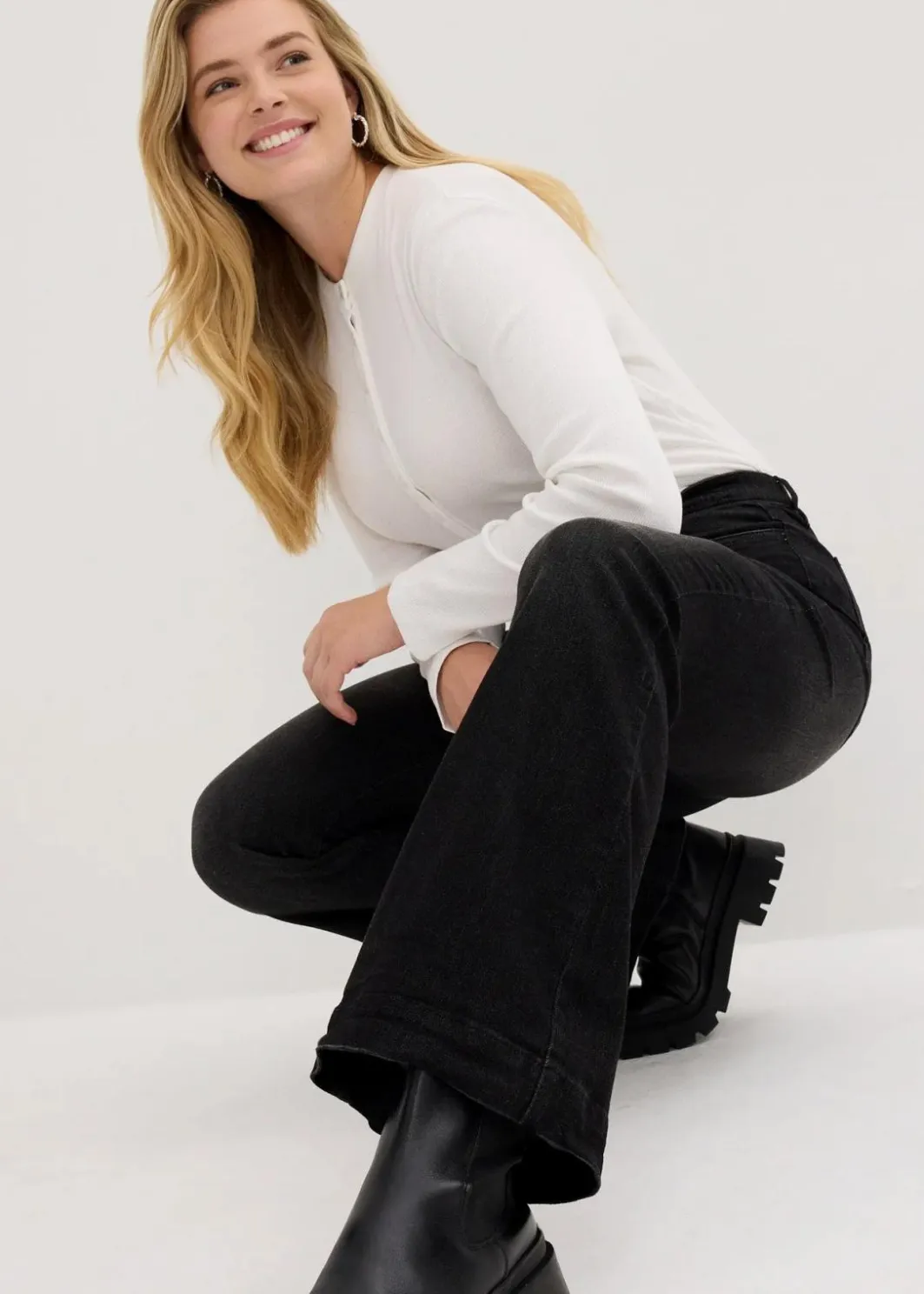 Damen bonprix Bekleidung·Shirts & Tops|Jeans|Bootcut-Jeans High Waist, Bequembund