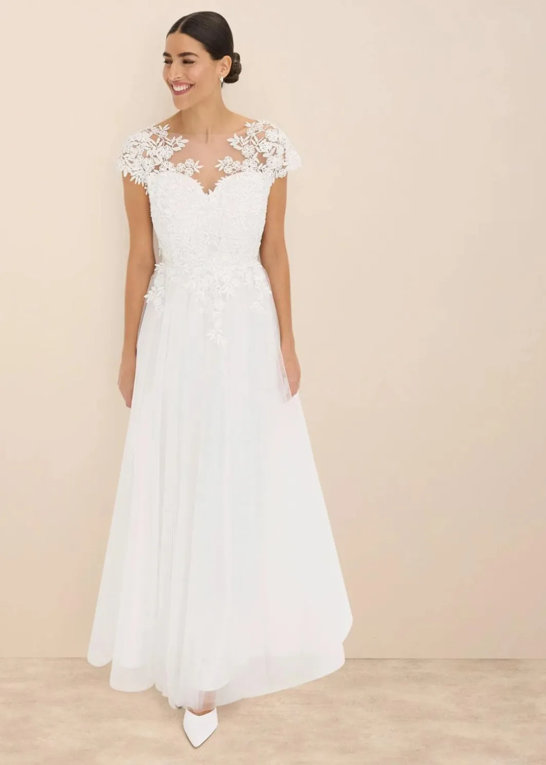 Outlet Brautkleid aus zartem Tüll mit Spitze Damen Kleider|Bekleidung·Pullover & Strickjacken