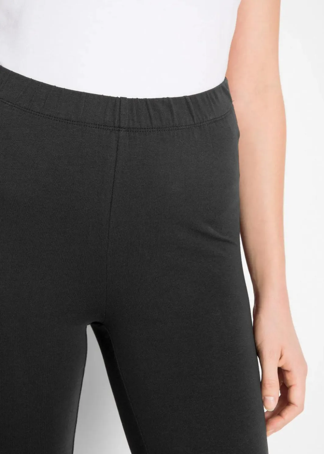 Damen bonprix Hosen|Capri-Leggings mit Spitzendetail