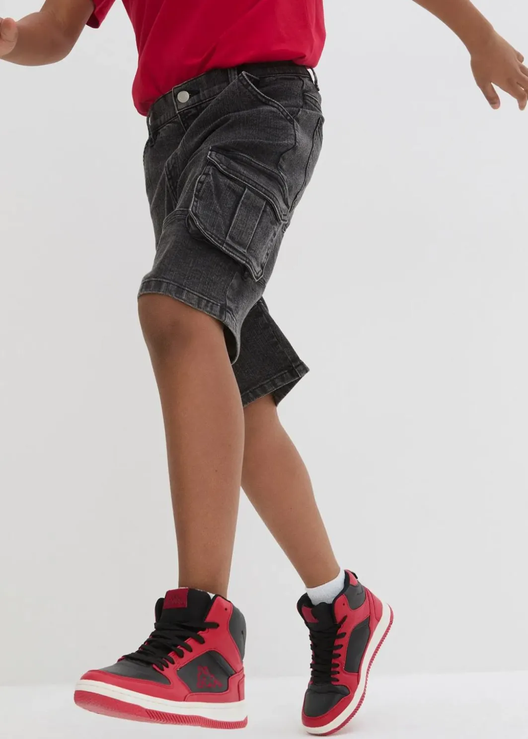 Kinder bonprix Jungen 9-16 Jahre·Shorts|Jungen 9-16 Jahre·Jeans|Cargo-Jeans-Bermudav mit verstellbarem Bund, Loose Fit