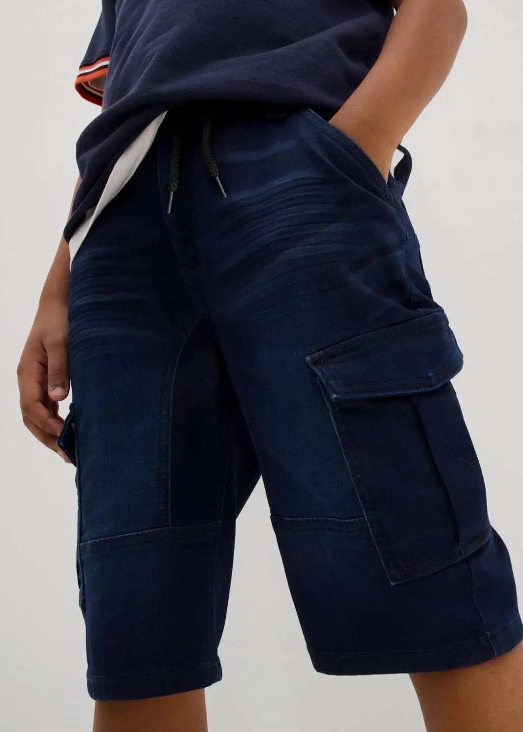 Outlet Cargo-Sweatjeans-Bermuda, Regular Fit Kinder Jungen 9-16 Jahre·Bademode|Jungen 9-16 Jahre·Shorts
