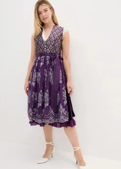 Damen bonprix Kurzgrößen|Bekleidung·Pullover & Strickjacken|Dirndl mit Jacquard und Stickerei (2-tlg.Set)
