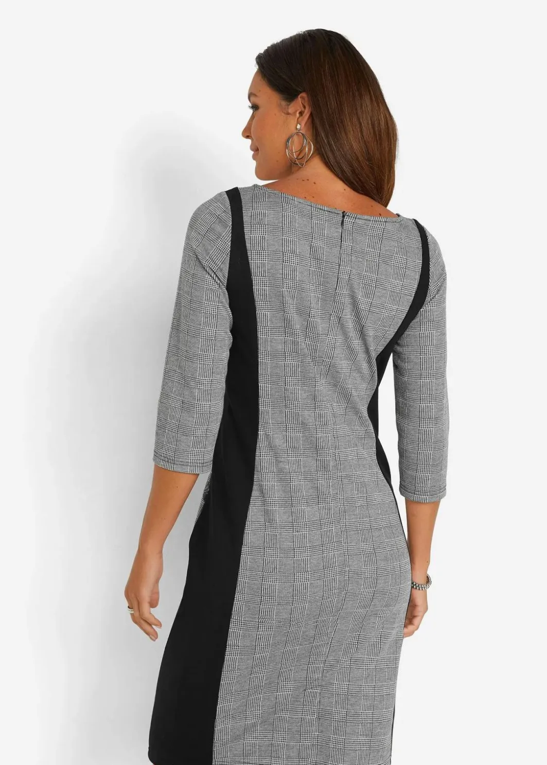 Damen bonprix Bekleidung·Pullover & Strickjacken|Kleider|Etuikleid mit Paillettenstickerei