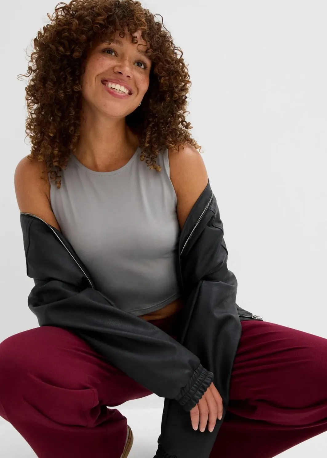 Damen bonprix Shirts & Tops|Nachhaltigere Materialien|Figurbetontes Cropped Top, Doppelpack (2-tlg. Set)