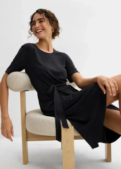 Online figurbetontes Jerseykleid aus softem Viskose-Mix Damen Bekleidung·Pullover & Strickjacken|Kleider