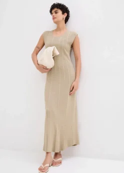 Sale Figurbetontes Strickkleid aus Viskose-Mix Damen Strickmode|Kleider
