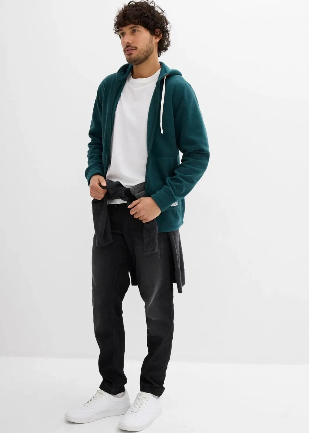 Herren bonprix Sweat|Jacken & Mäntel|Fleecejacke mit Kapuze und aufgesetzten Taschen