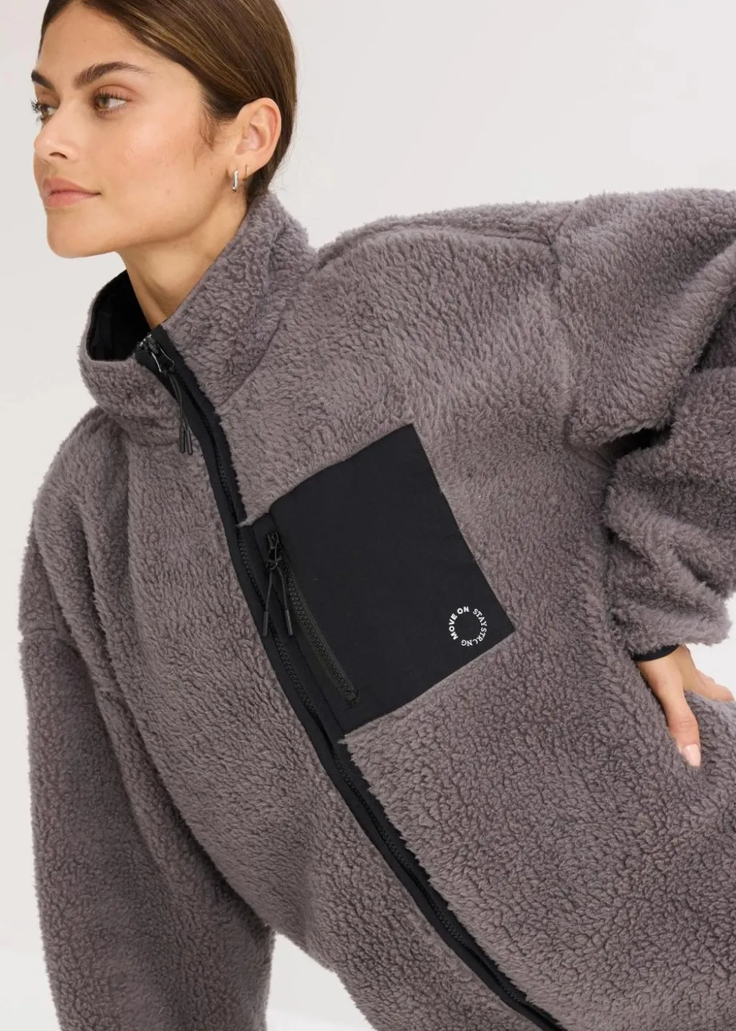 Online Funktions-Fleece Sportjacke, oversized Damen Bekleidung·Sweat|Bekleidung·Hosen