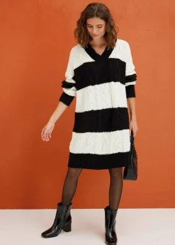 Discount Gestreiftes Strickkleid mit Zopfmuster Damen Bekleidung·Umstandsmode|Strickmode