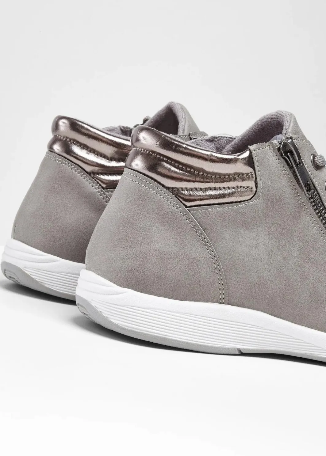 Damen bonprix Gefütterte Winterschuhe|Sneaker|High-Top-Sneaker mit Reißverschluss