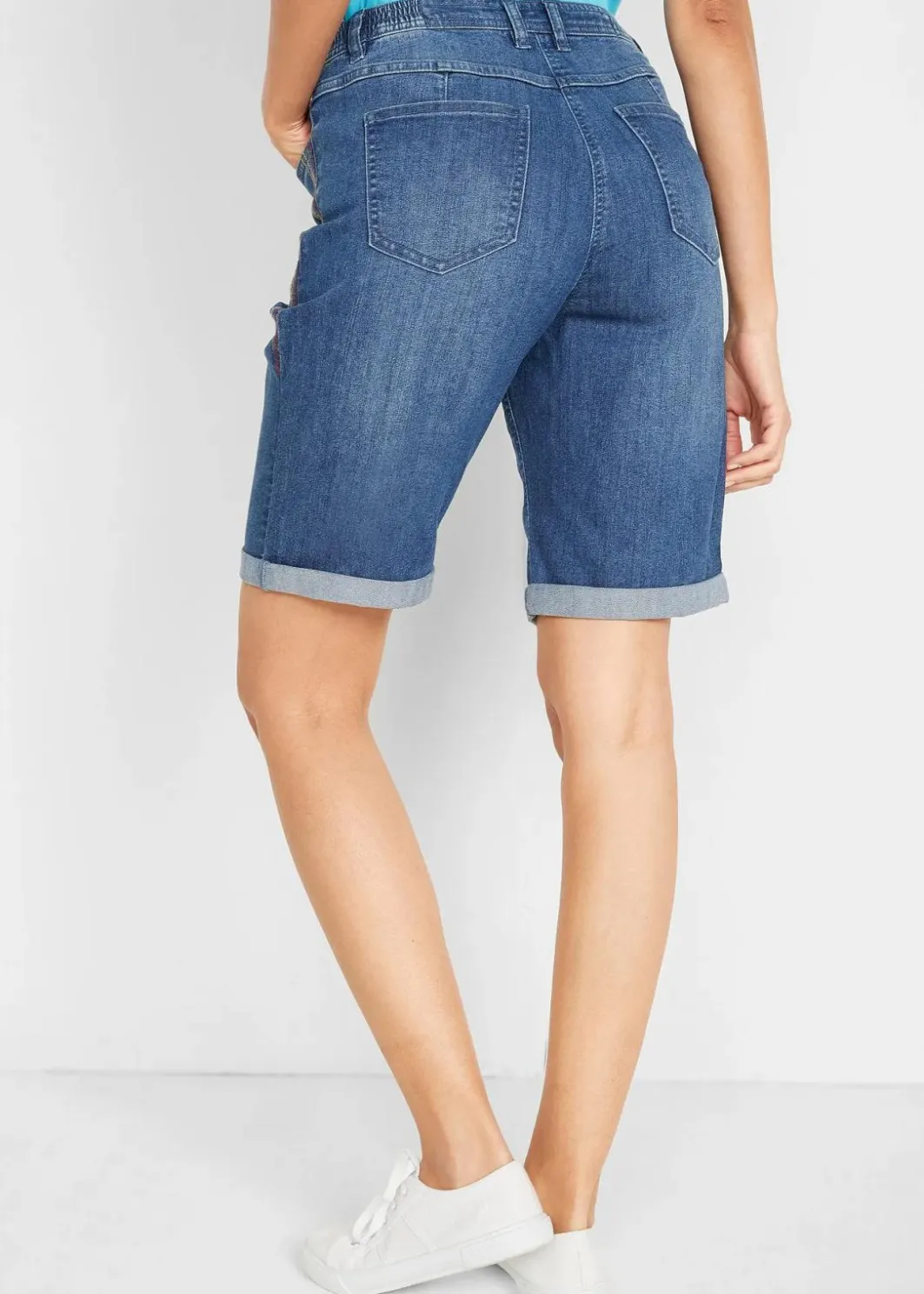 New Jeans Bermuda Mid Waist mit Stickerei und Bequembund Damen Bekleidung·Outdoorbekleidung|Bekleidung·Shirts & Tops