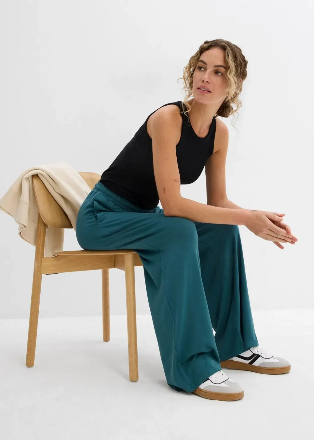 Outlet Jersey-Hose aus fließender Viskose Damen Bekleidung·Röcke|Bekleidung·Kleider