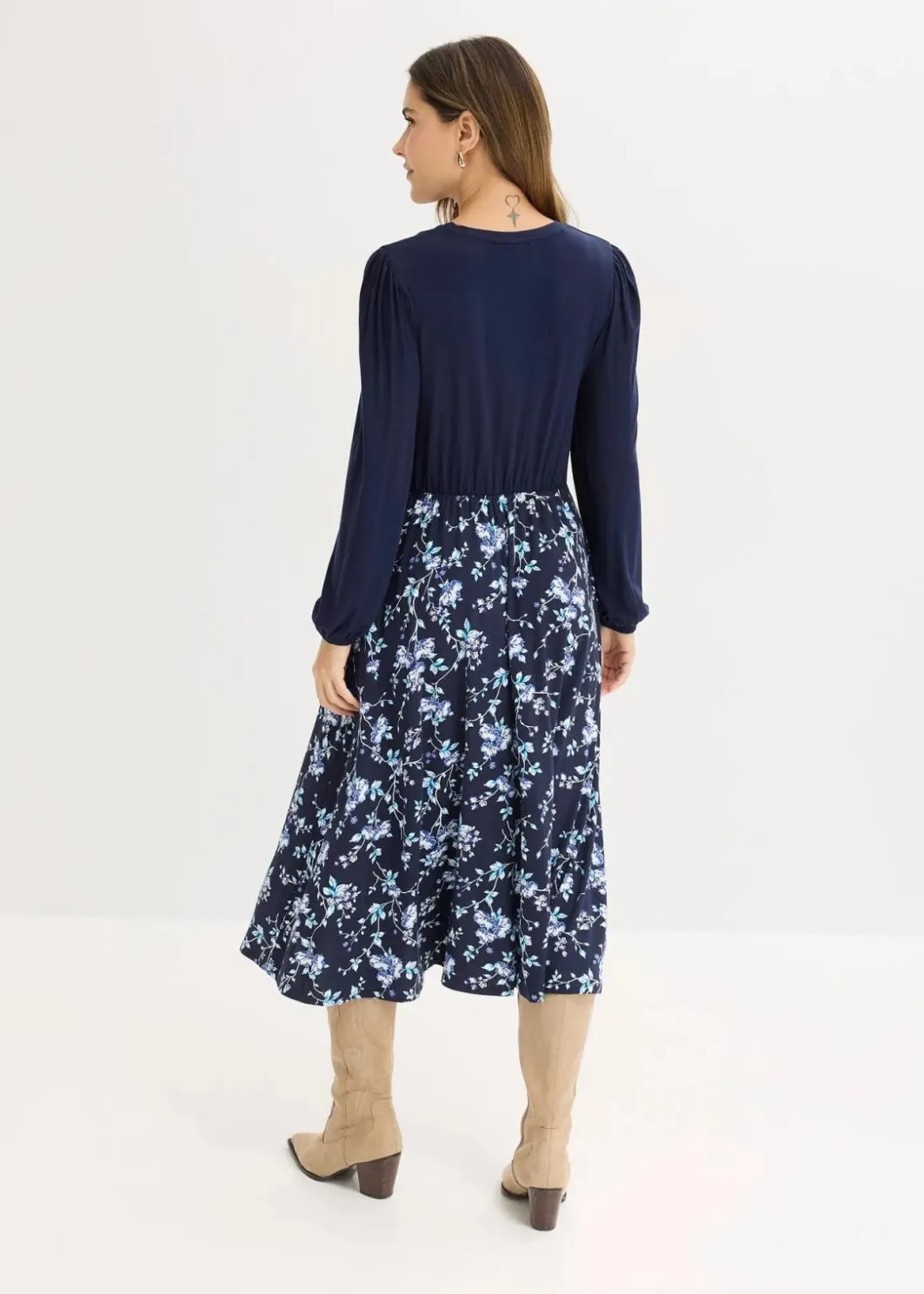 Clearance Jerseykleid aus Viskose-Mix Damen Bekleidung·Pullover & Strickjacken|Kleider