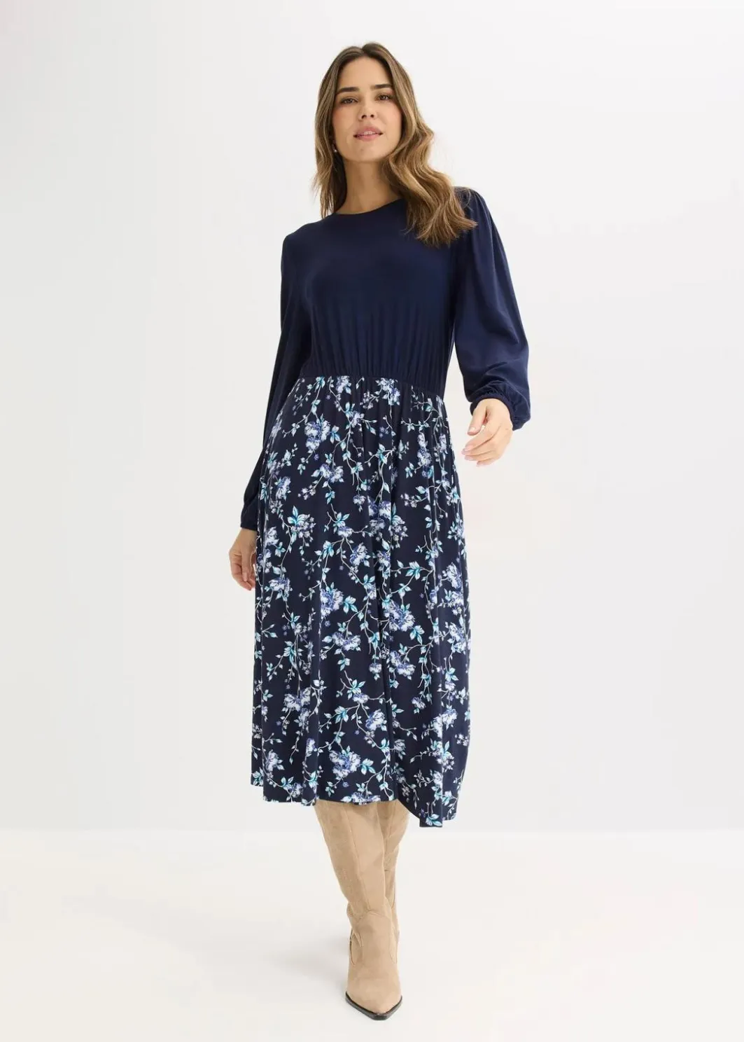 Clearance Jerseykleid aus Viskose-Mix Damen Bekleidung·Pullover & Strickjacken|Kleider