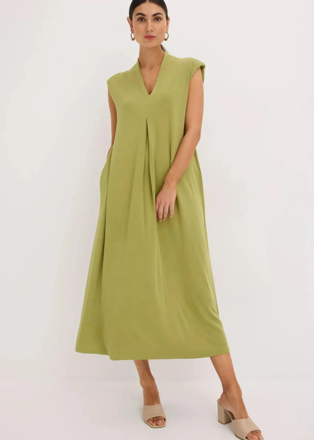 Clearance Jerseykleid aus Viskose-Mix mit Schulterpolster Damen Kleider|Bekleidung·Pullover & Strickjacken