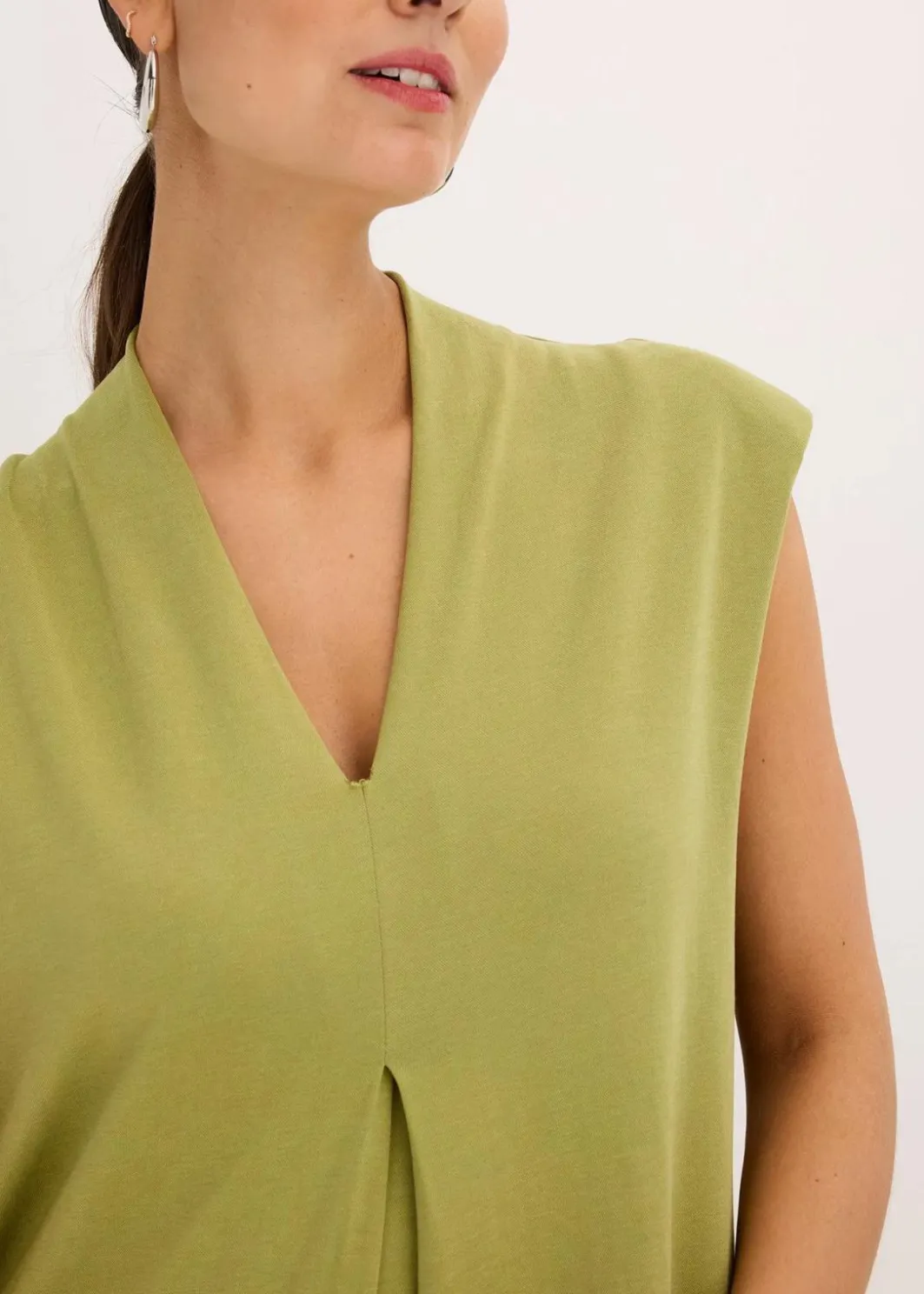 Clearance Jerseykleid aus Viskose-Mix mit Schulterpolster Damen Kleider|Bekleidung·Pullover & Strickjacken