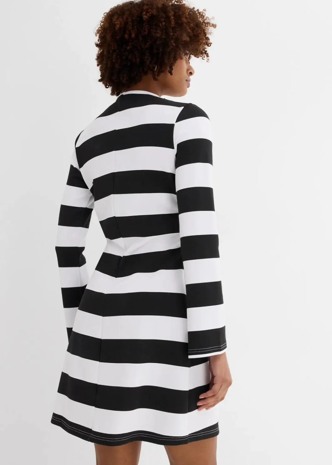Damen bonprix Nachhaltigere Materialien|Kleider|Jerseykleid mit Stehkragen