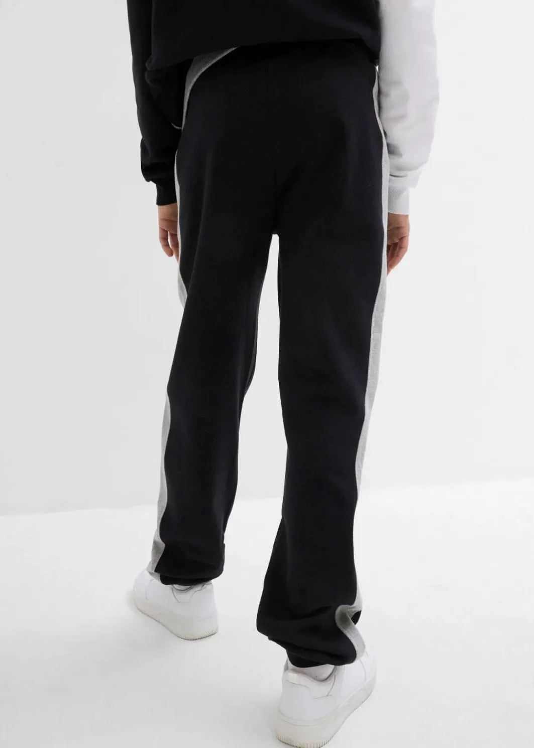 Kinder bonprix Jungen 9-16 Jahre·Bademode|Jungen 9-16 Jahre·Hosen|Jogginghose aus reiner Bio-Baumwolle