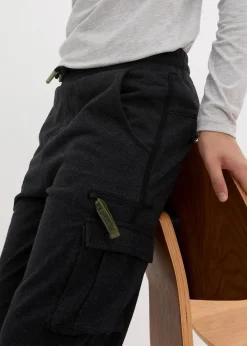 Kinder bonprix Jungen 9-16 Jahre·Hosen|Jungen 2-8 Jahre·Nachhaltigere Materialien|Jogginghose mit Cargotaschen aus weichem Baumwoll-Mix