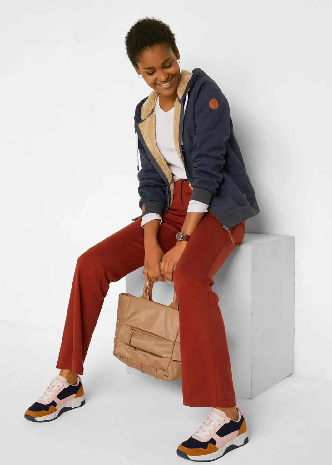 Damen bonprix Sweat|Bekleidung·Blusen & Tuniken|Kapuzen-Sweatjacke mit Teddyfutter