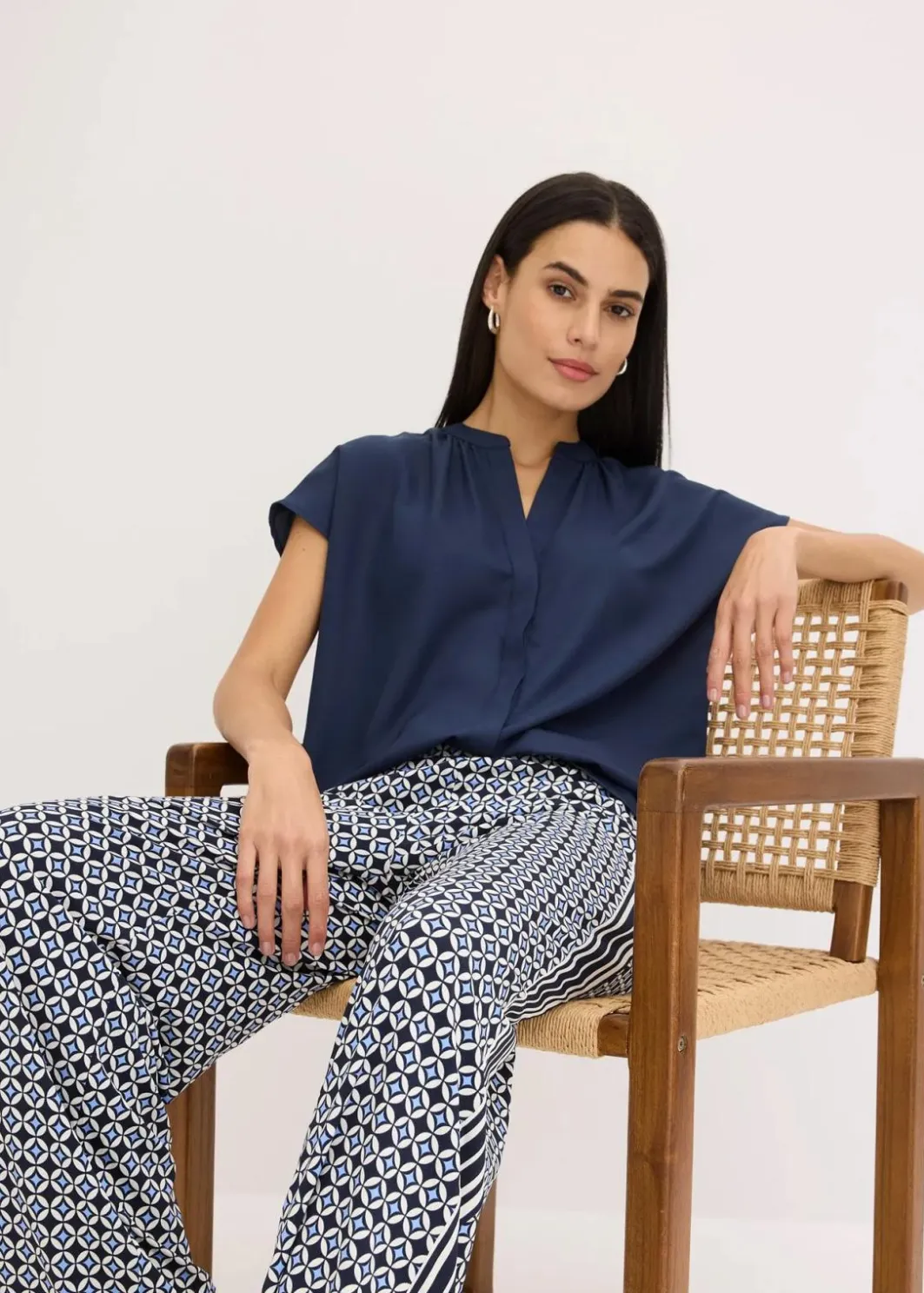 Best Kurzarmbluse mit verdeckter Knopfleiste Damen Blusen & Tuniken|Bekleidung·Jacken & Mäntel