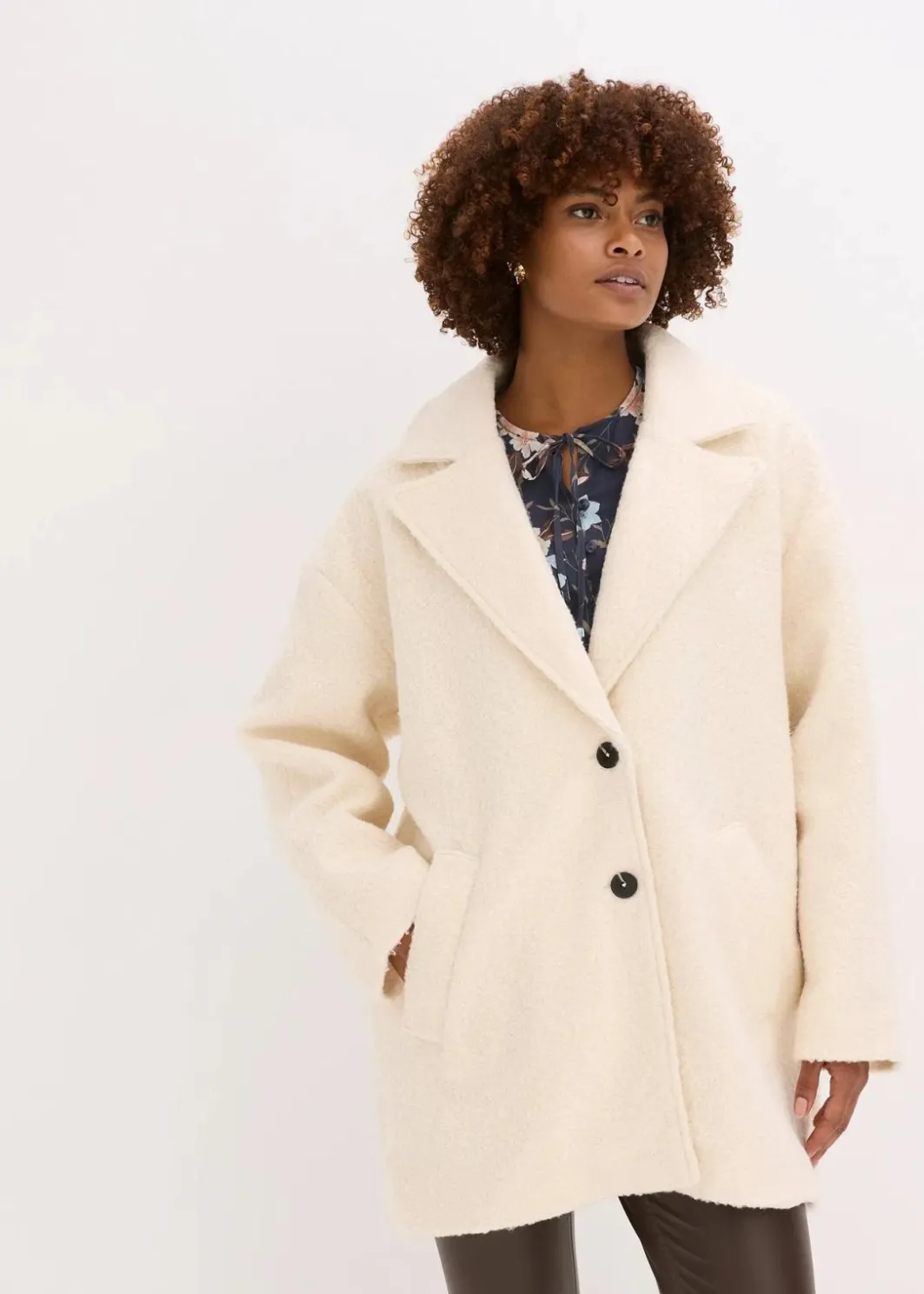 Sale Kurzer Bouclé-Mantel, oversized Damen Bekleidung·Hosen|Jacken & Mäntel