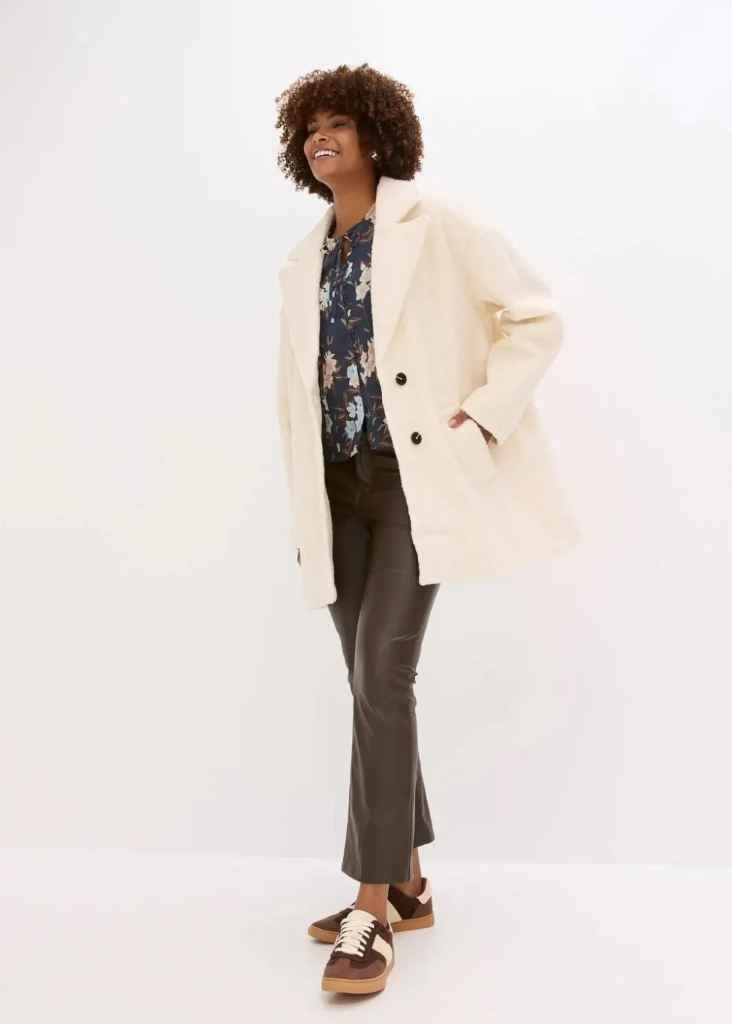 Sale Kurzer Bouclé-Mantel, oversized Damen Bekleidung·Hosen|Jacken & Mäntel