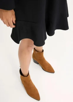 Discount Kurzes Kleid mit Volant aus Punto di Roma Damen Bekleidung·Pullover & Strickjacken|Kleider