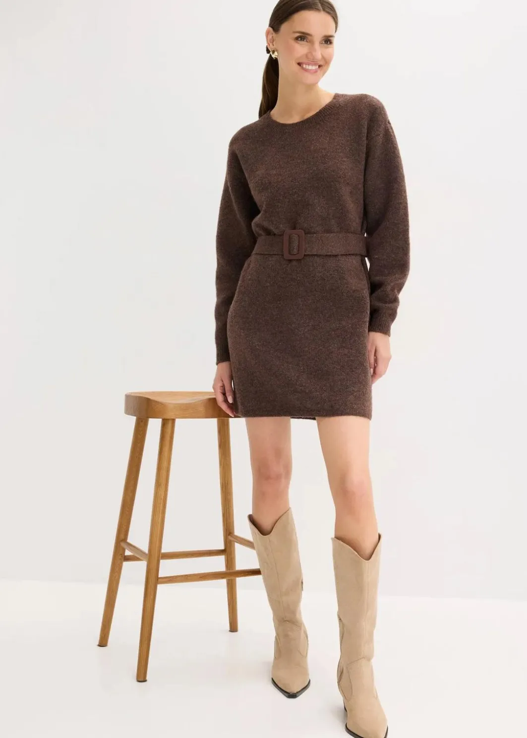 New Kurzes Strickkleid mit softem Wollanteil und Gürtel Damen Strickmode|Kleider