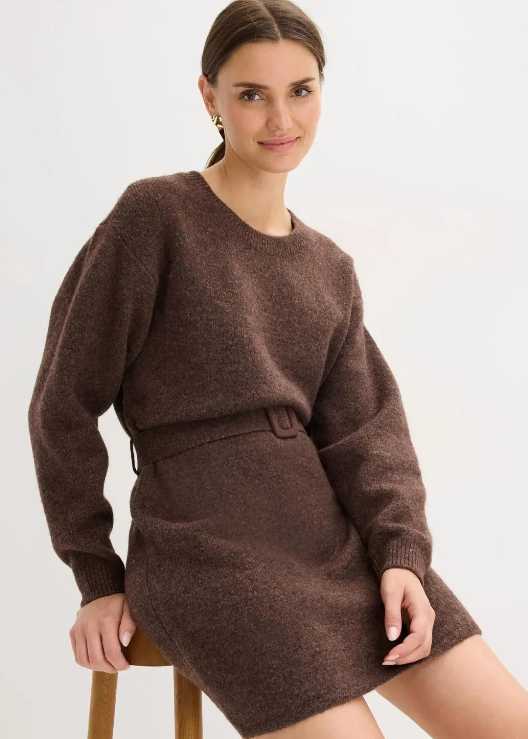 New Kurzes Strickkleid mit softem Wollanteil und Gürtel Damen Strickmode|Kleider