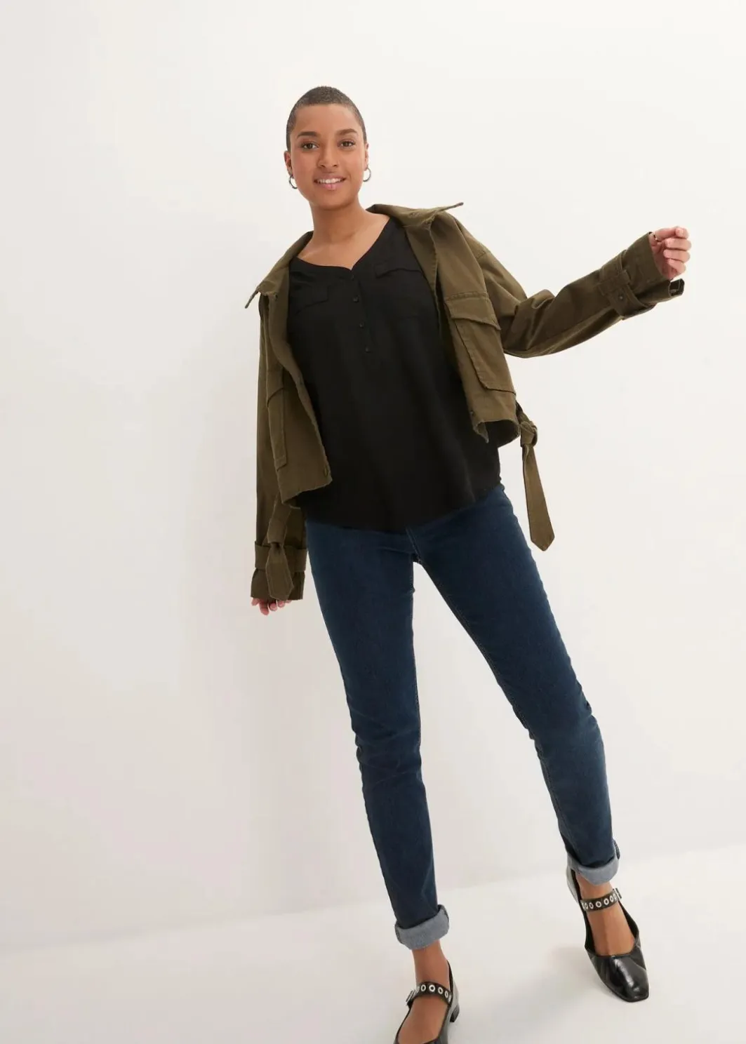 Clearance Langarm Bluse mit V-Ausschnitt aus fließender Viskose Damen Bekleidung·Jacken & Mäntel|Blusen & Tuniken