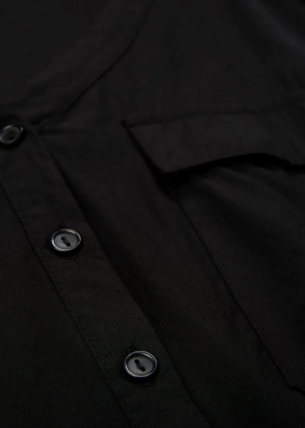 Clearance Langarm Bluse mit V-Ausschnitt aus fließender Viskose Damen Bekleidung·Jacken & Mäntel|Blusen & Tuniken
