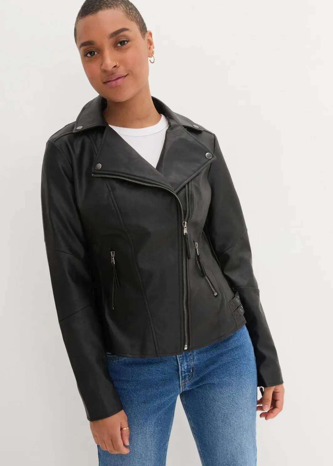 Damen bonprix Bekleidung·Hosen|Jacken & Mäntel|Lederimitat-Jacke aus reiner Viskose