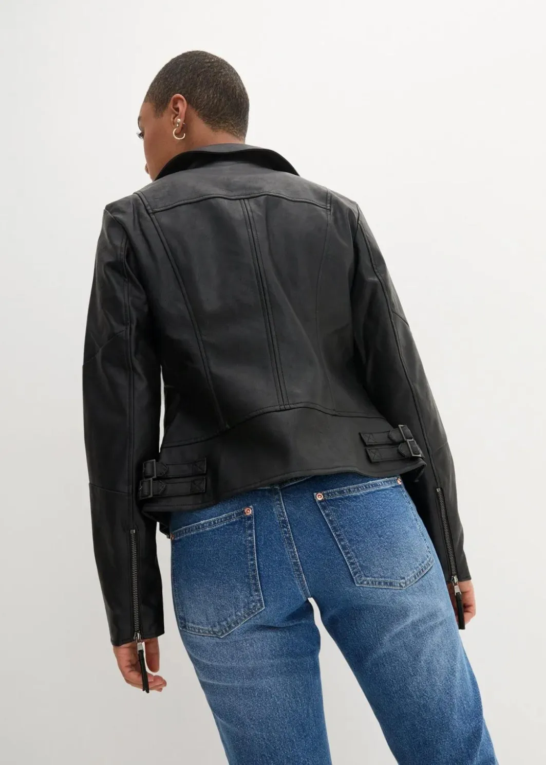 Damen bonprix Bekleidung·Hosen|Jacken & Mäntel|Lederimitat-Jacke aus reiner Viskose