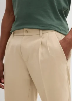 Herren bonprix Große Größen|Shorts|Leichte Chino-Bermuda mit Bundfalten, Regular Fit
