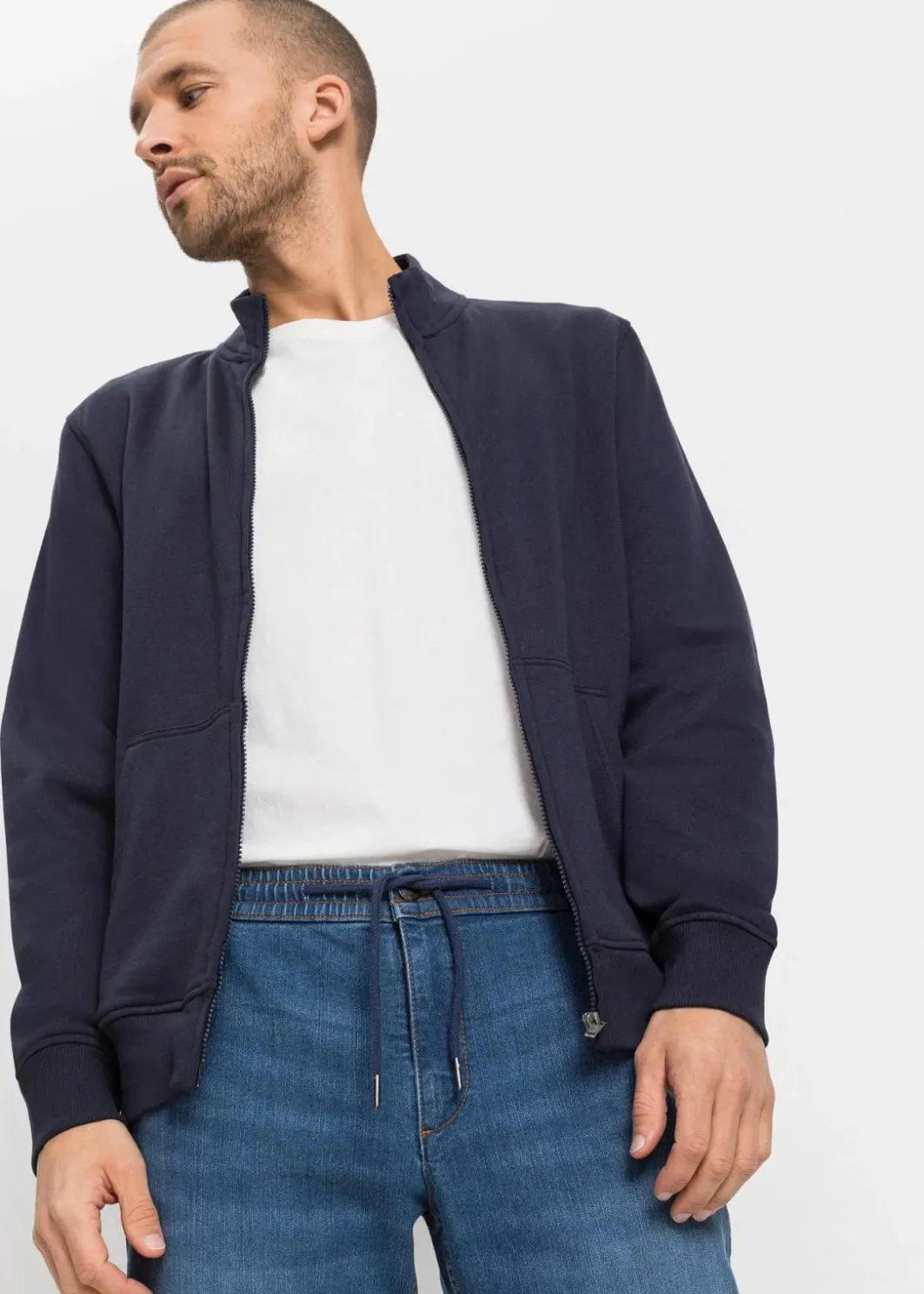 Herren bonprix Jeans|Große Größen|Leichte Regular Fit Stretch-Schlupfjeans mit Komfortbund, Straight