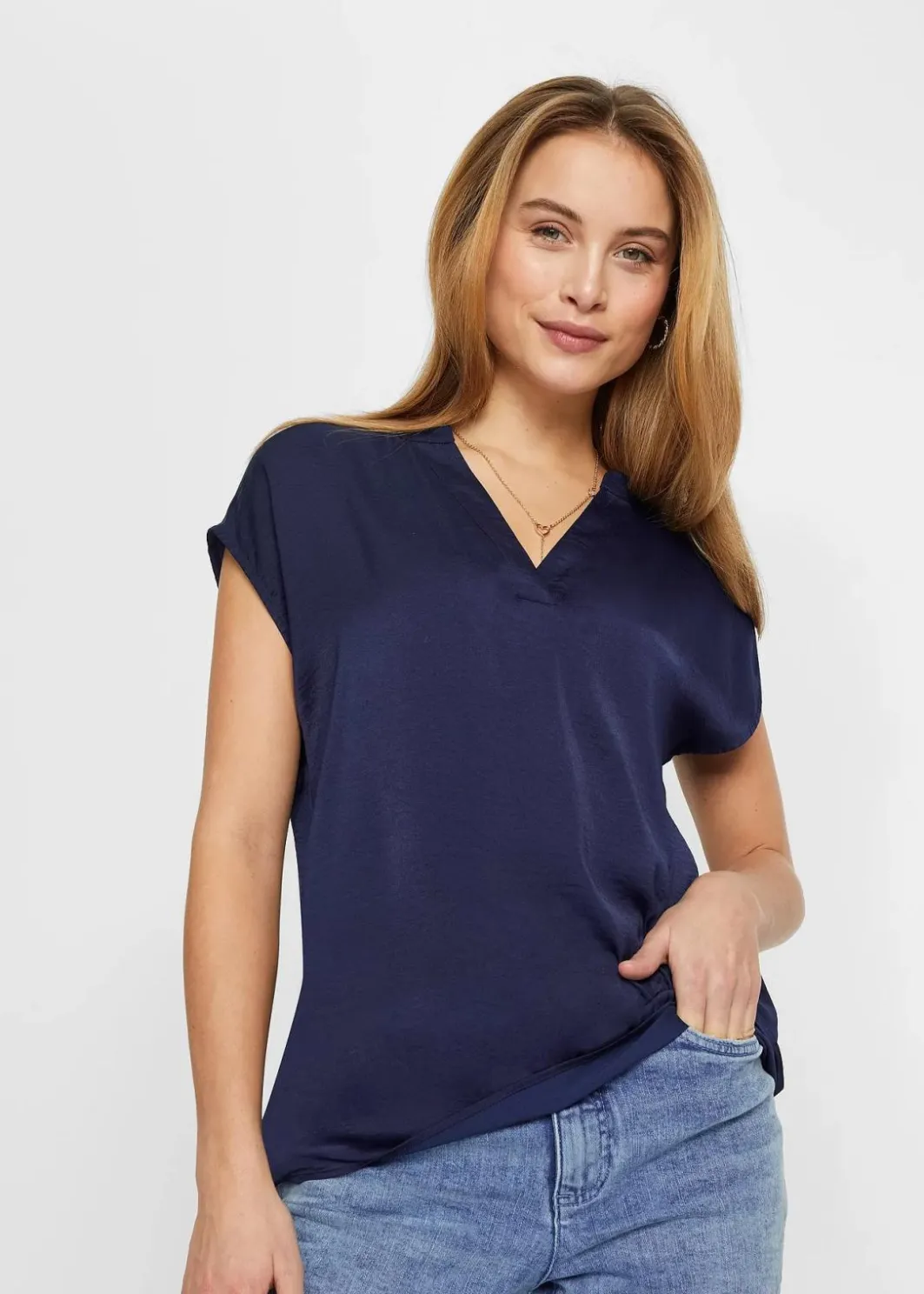 Damen bonprix Bekleidung·Jacken & Mäntel|Blusen & Tuniken|Lockere Satin-Kurzarmtunika mit überschnittenen Schultern