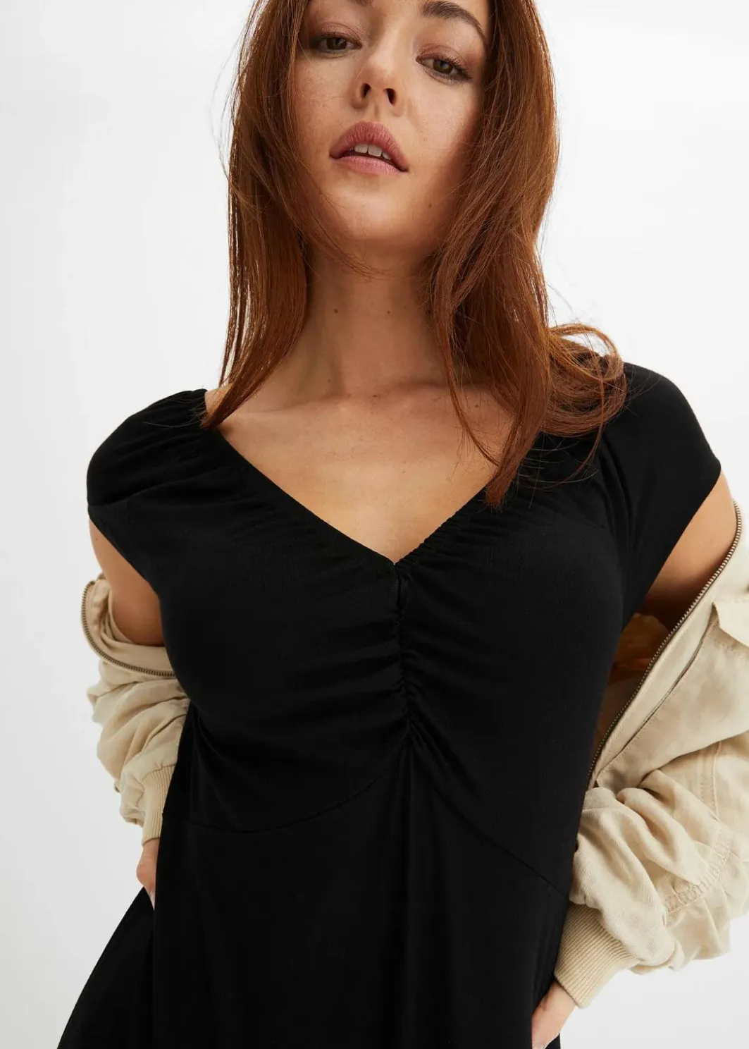 New Maxikleid aus Viskose-Mix Damen Bekleidung·Pullover & Strickjacken|Nachhaltigere Materialien