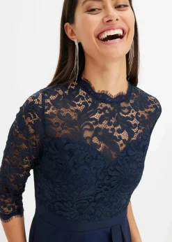 Discount Maxikleid mit Spitze Damen Bekleidung·Pullover & Strickjacken|Festliche Mode