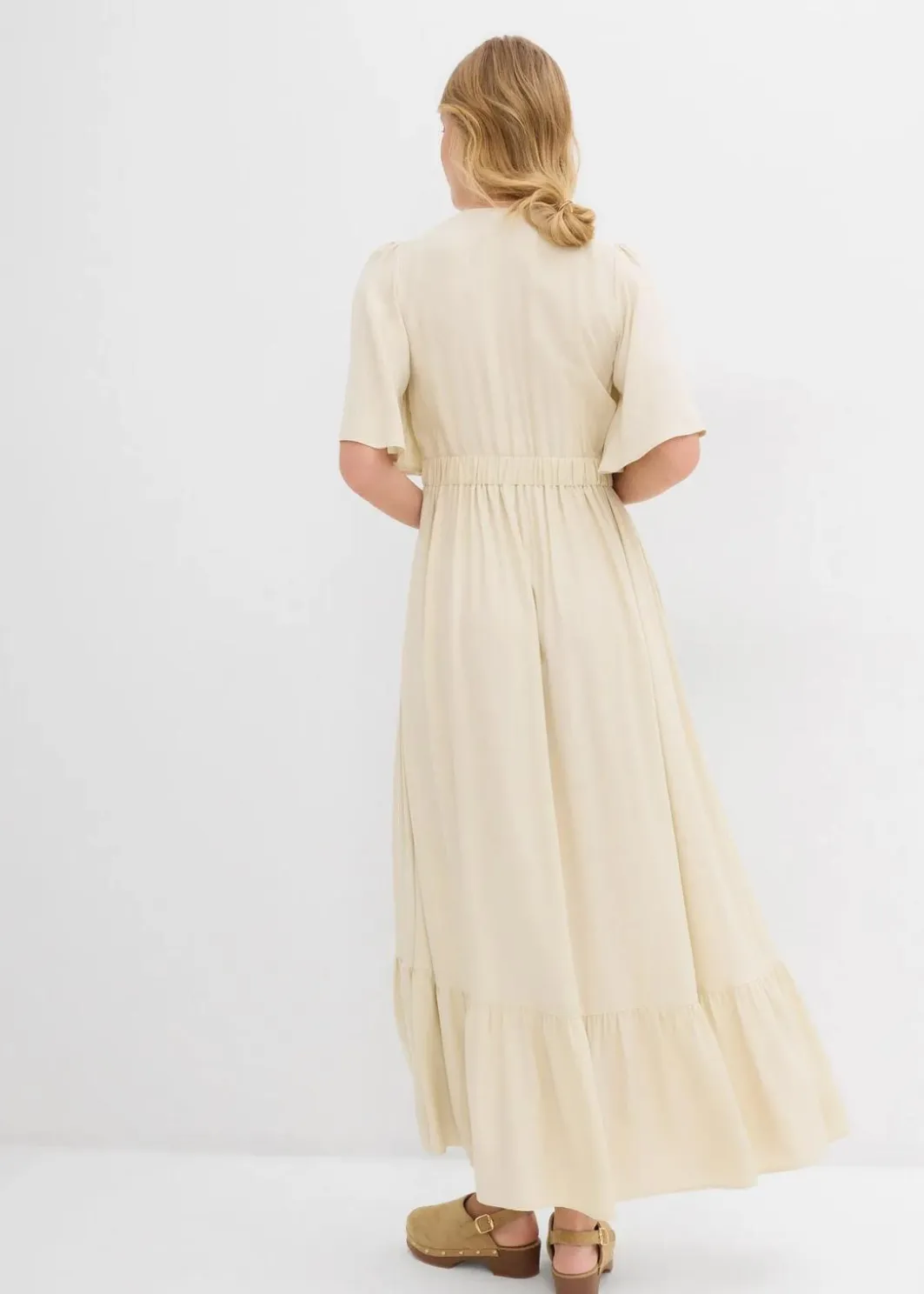 Best Maxi-Stufenkleid aus fließender Viskose Damen Bekleidung·Pullover & Strickjacken